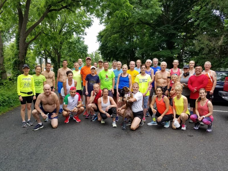 jaimebreakfastrun2019groupjpg.jpg
